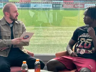 Galatasaraylı Futbolcu Nhaga: Taraftarın Sevgisi Bana Güç Veriyor