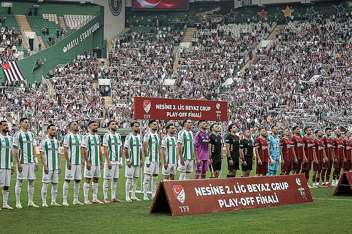 Muğlaspor, Penaltılarla Elazığspor'u Yenerek 1. Lig'e Yükseldi