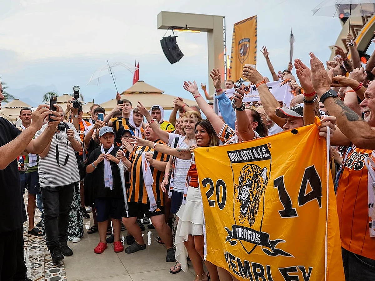 Acun Ilıcalı: Hull City Taraftarları Türkiye'de Ağırlanıyor