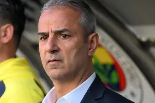 Fenerbahçe Teknik Direktörü İsmail Kartal, Gornik Zabrze Maçının İlk 11'ini Belirledi