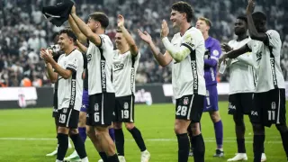 Beşiktaş'ı Yoğun Bir Fikstür Bekliyor: 8 Günde 3 Kritik Maç