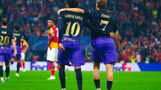 Galatasaray, Barcelona'ya 4-1 Yenildi: Şampiyonlar Ligi'nde İlk Puan Kaybı